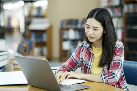 Online Colleges with Open Enrollment and No Application Fee - NextGraduate.
