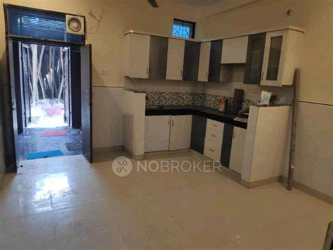 Property for rent in Sector 73 for Rs 12000 available Immediately -Inactive