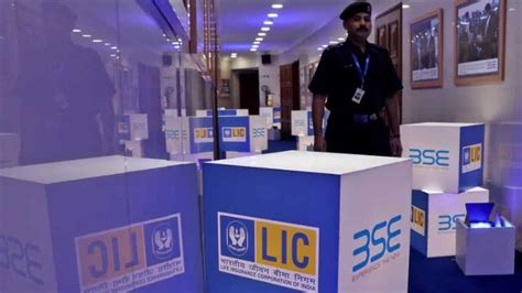 How to pay LIC premium using Google Pay, Paytm and other online payment ...