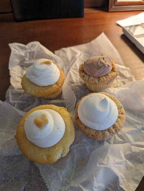 The Sweet Life Bakeshop