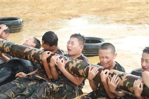 【推荐】2020长沙夏令营 自强军事夏令营 湖南中小学生暑期军训