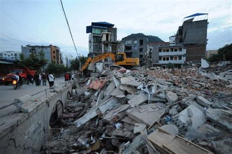 中国青海省で地震（写真集）_japanese.china.org.cn