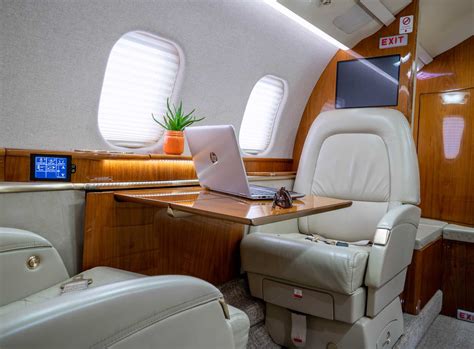 N343EC Learjet 60XR - International Jet Aviation Services, Inc. S/N 343