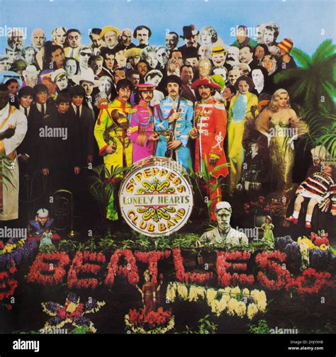 Album sergeant peppers lonely hearts club band -Fotos und -Bildmaterial ...