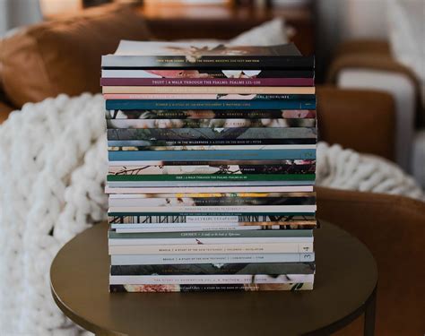 Daughters of Grace | Women of the Bible Study | TDGC – The Daily Grace Co.