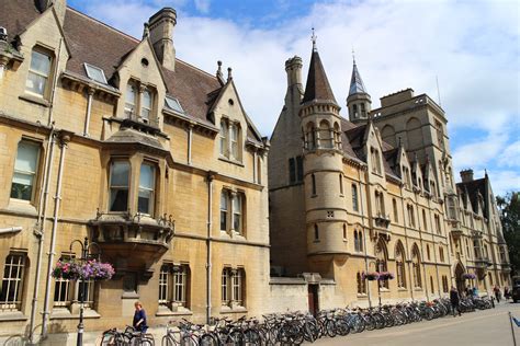 牛津大学——“这是美好的校园和我最美好的年华” - 知乎