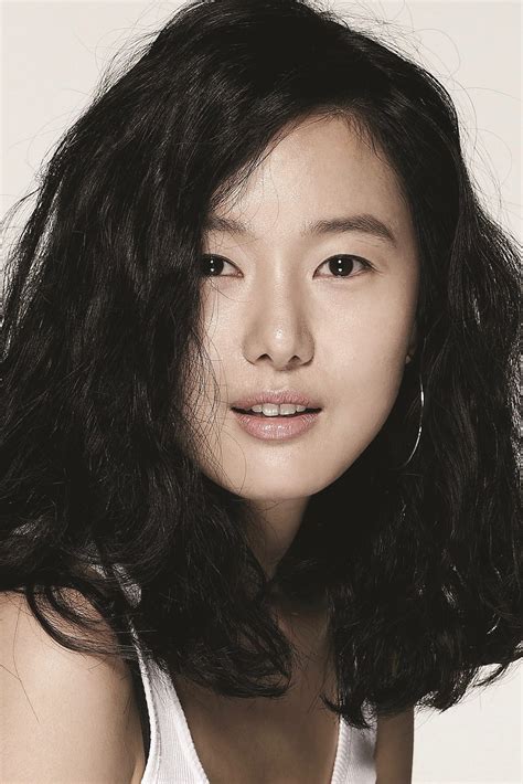 Yoon Jin-seo - Profile Images — The Movie Database (TMDB)