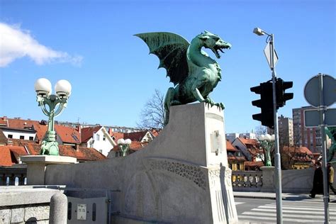Ljubljana antigua y paseo en barco | Slovenia