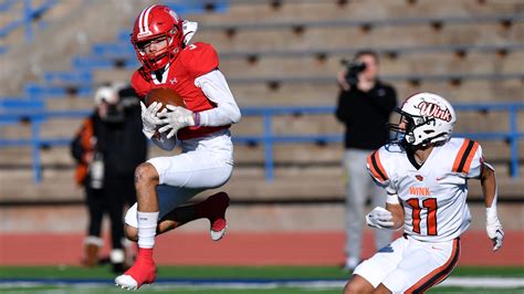 Albany battles Collinsville in Region II-2A DII football final