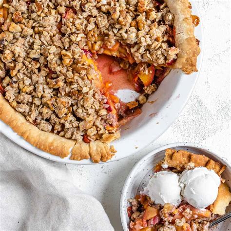 Peach Crumble Pie