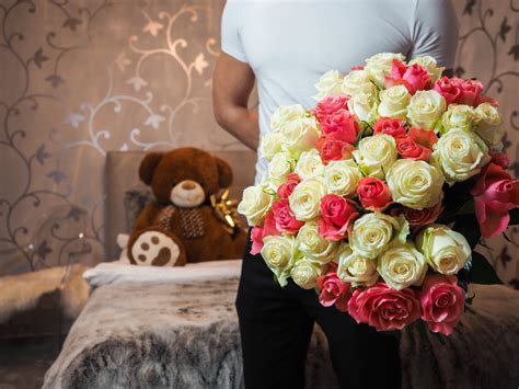 5 Brilliant Carnation Bouquets | Flower Bouquet Ideas– Bloomsvilla
