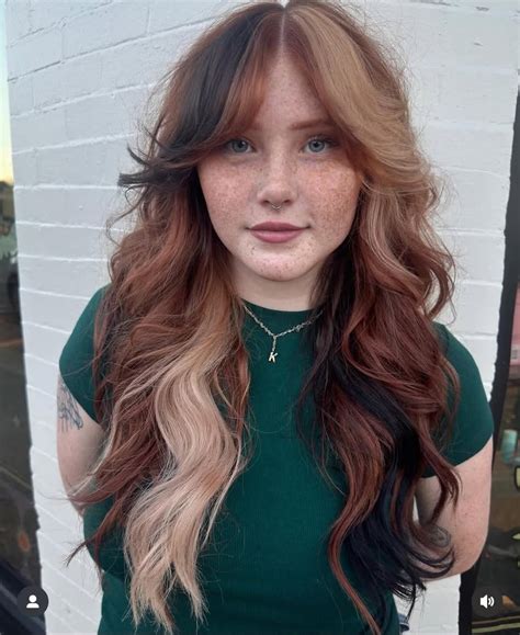 Pin by Arikka on BEAUTY | Split dyed hair, Curly hair styles, Hair ...