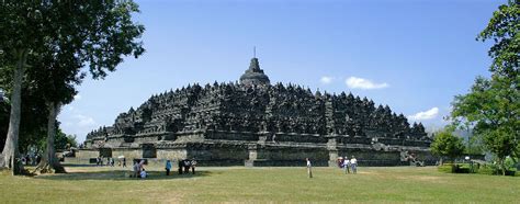 Borobudur Temple Compounds, yogyakarta, Indonesia - Top Attractions ...