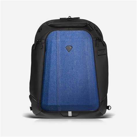 Carbonado GT3 Backpack – LRL Motors