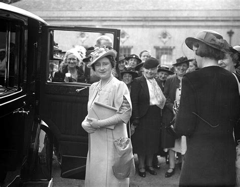 The Childhood, Youth, and Life of Queen Elizabeth, the Queen Mother, in Photos