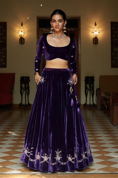 LEHENGA SETS – Ridhiiee Suuri