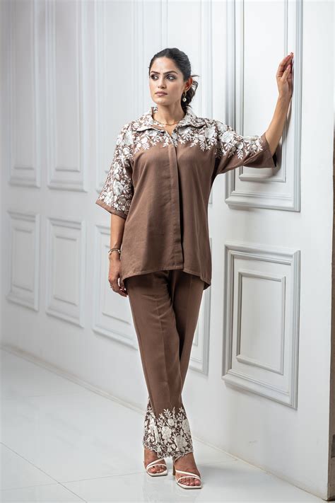 Brown Floral Embroidered Co-ord Set – INCHING INDIA