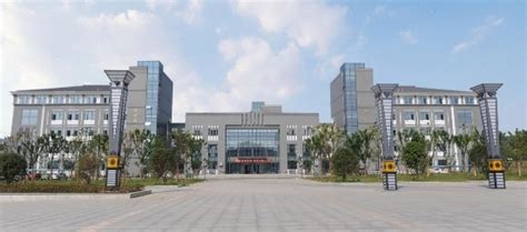学院召开2013级新生入学资格复查暨学籍电子注册工作会议-滁州职业技术学院