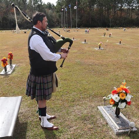 Holder-Wells & Coastal Funeral Homes | Moss Point MS