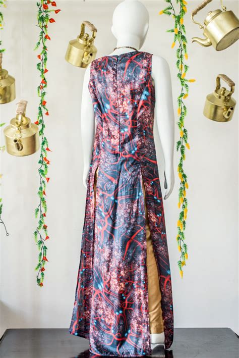 Kids Clothing - Floor Length Silk Kurta with Gold Narrow Pants | Olesia