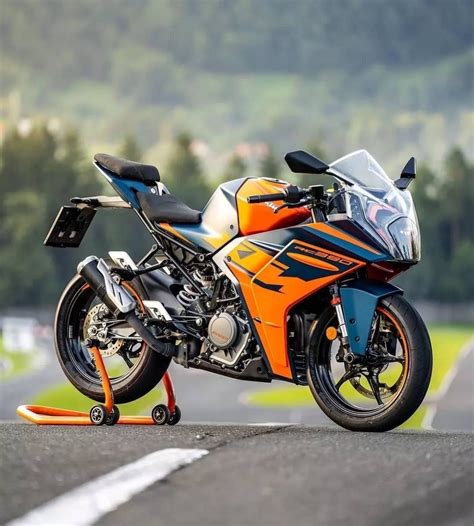 Ktm RC 390 2023 - Motochecker
