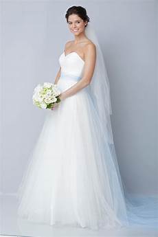 White Wedding Dress by Coolingerie Are You Get Bored With The White Wedding Dress White Wedding Dress