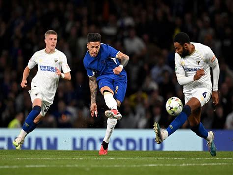 Enzo Fernandez's second half goal takes Chelsea to Carabao Cup third round