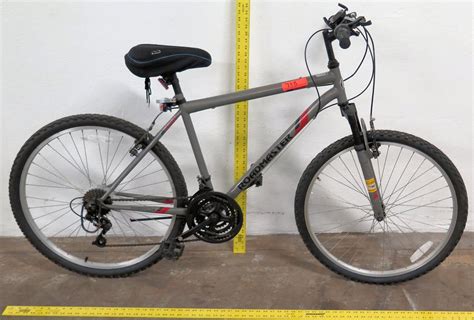 Roadmaster Granite Peak Men's Mountain Bike, Gray - Oahu Auctions