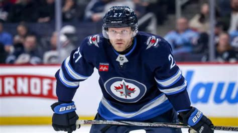 Nikolaj Ehlers bids emotional goodbye to Winnipeg Jets fans, begins new ...
