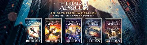 Magnus Chase and The Hammer of Thor (Boo : Rick Riordan: Amazon.in: Books
