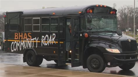 Computer Lab Bus 的图像结果