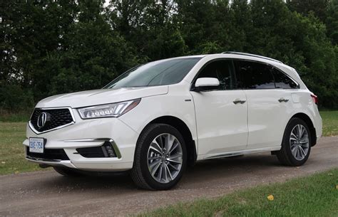 SUV Review: 2017 Acura MDX Sport Hybrid | Driving