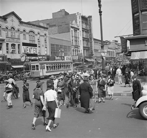 Harlem-125th Street and 7th Avenue - NYC in 1938