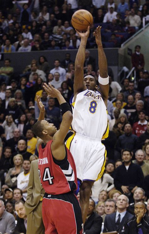 20 iconic Kobe photos for 20 years | theScore.com