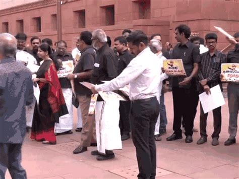 DMK MPs continue protesting against NEP, delimitation; Violence ...