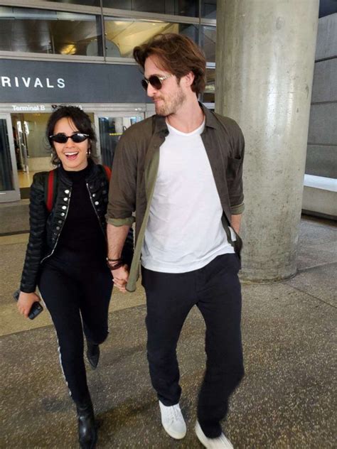 Photos : Camila Cabello her boyfriend – Arrives at LAX Airport in Los ...