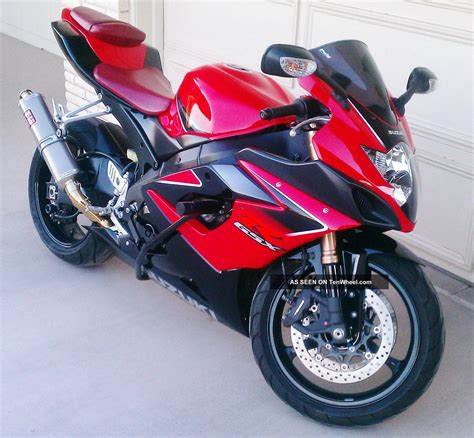 2006 Suzuki GSX-R 1000 - Moto.ZombDrive.COM