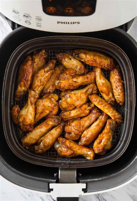 Quick and Easy Air Fryer BBQ Chicken Wings | Watch What U Eat