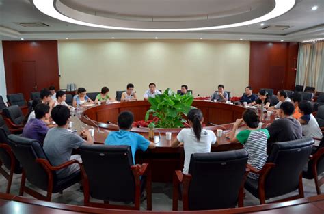 滁州学院召开暑假留校学生座谈会