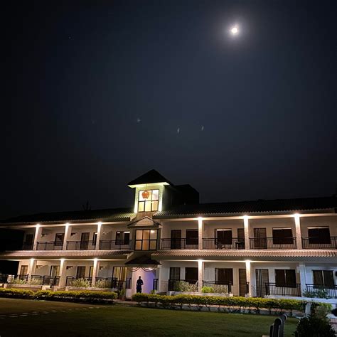 COCO'S INN RESORT (Barashiv) - Hotel Reviews, Photos, Rate Comparison ...