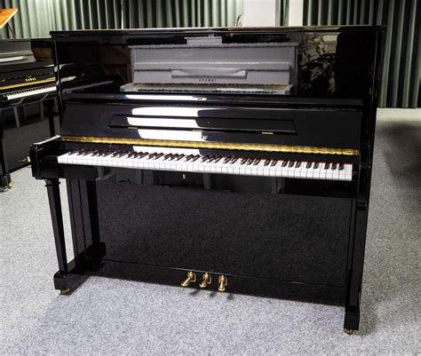 Petrof 125 Upright, 2003 - Richard Lawson Pianos