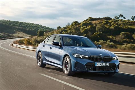 2025 BMW 3-Series 330i xDrive Sedan Specs and Features | U.S. News