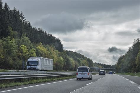 High Quality Road Transportation Picture 的图像结果