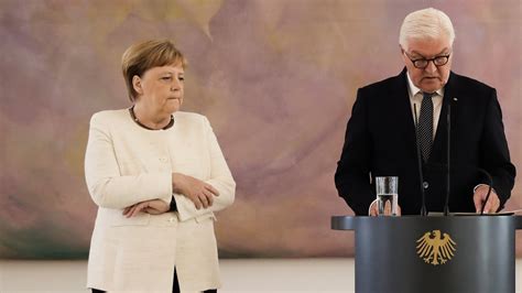 Body Language Angela Merkel 的图像结果