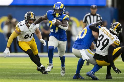 Waiver Wire Week 8: Fantasy Projections for Top Pickups and Sleeper Targets