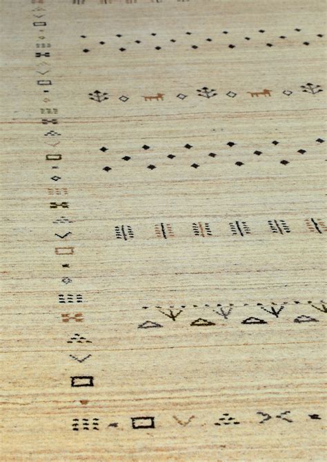 Traditional Lori Buff Natural Ornate Beige Area Rug Carpet
