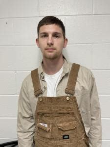 Joshua Levi Hyde, a registered Sex Offender in HALEYVILLE, AL 35565 at ...