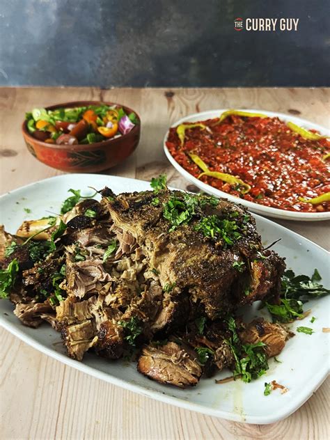 How to Slow Cook Leg of Lamb in Slow Cooker: Tender & Juicy Tips