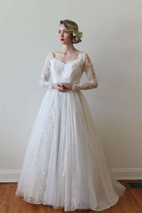 Shop Vintage — Miranda's Vintage Bridal | Wedding gowns lace, Wedding ...