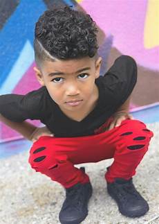 Hairstyles For Boys With Curly Hair by Curly Hairstyles For Trending In April 2020 Hairstyles For Boys With Curly Hair